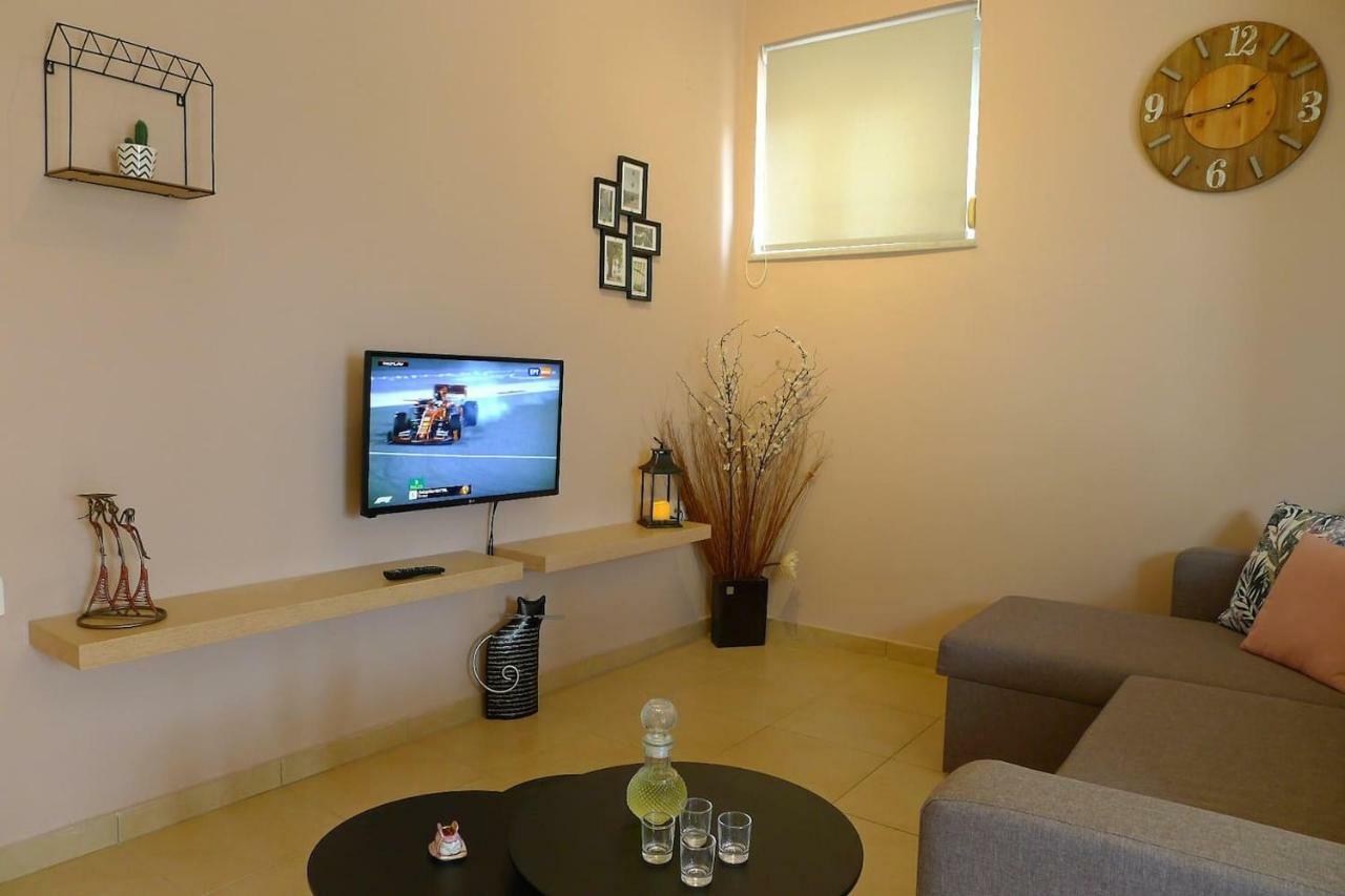 Maria & Manos Guest House, Agios Onoufrios Beach Экстерьер фото